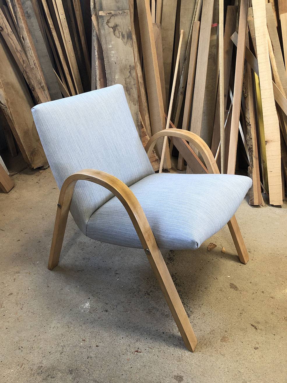 Réfection fauteuil près de Amilly